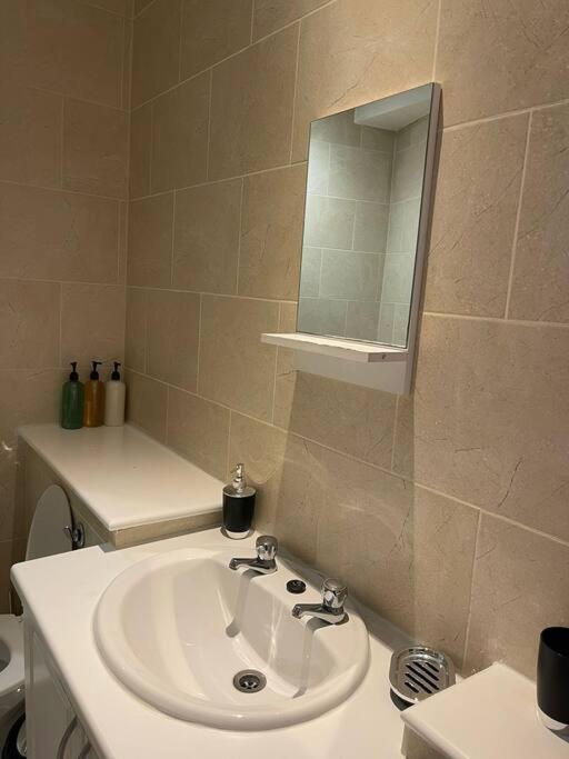Appartamento 2 Bed Flat Outside Liverpool Street Station! Londra